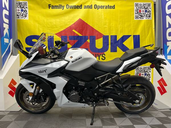 2026 Suzuki, Import USA — Foto 4 z 12