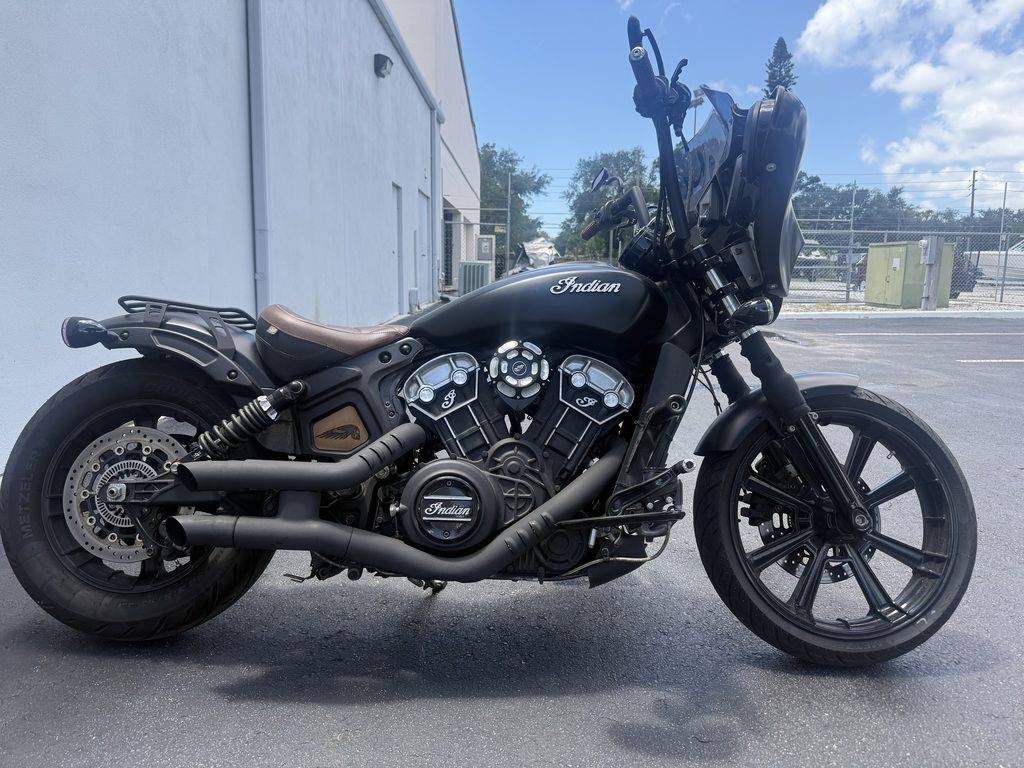 2023 Harley-Davidson, schwarz, Import USA — Foto 2 z 12