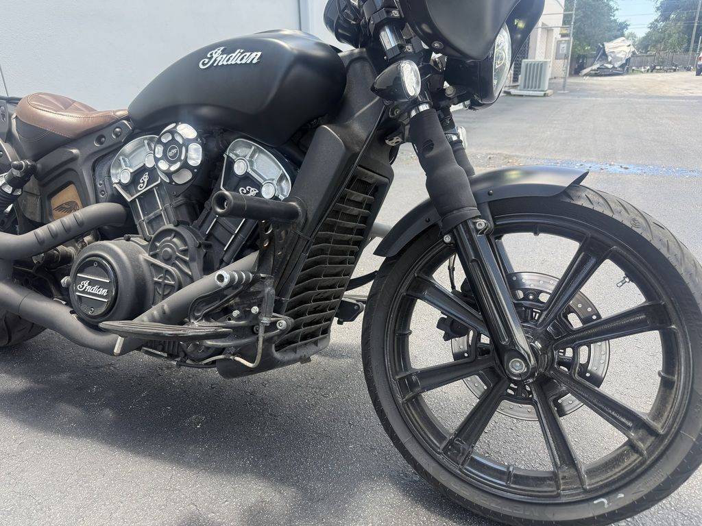 2023 Harley-Davidson, schwarz, Import USA — Foto 5 z 12