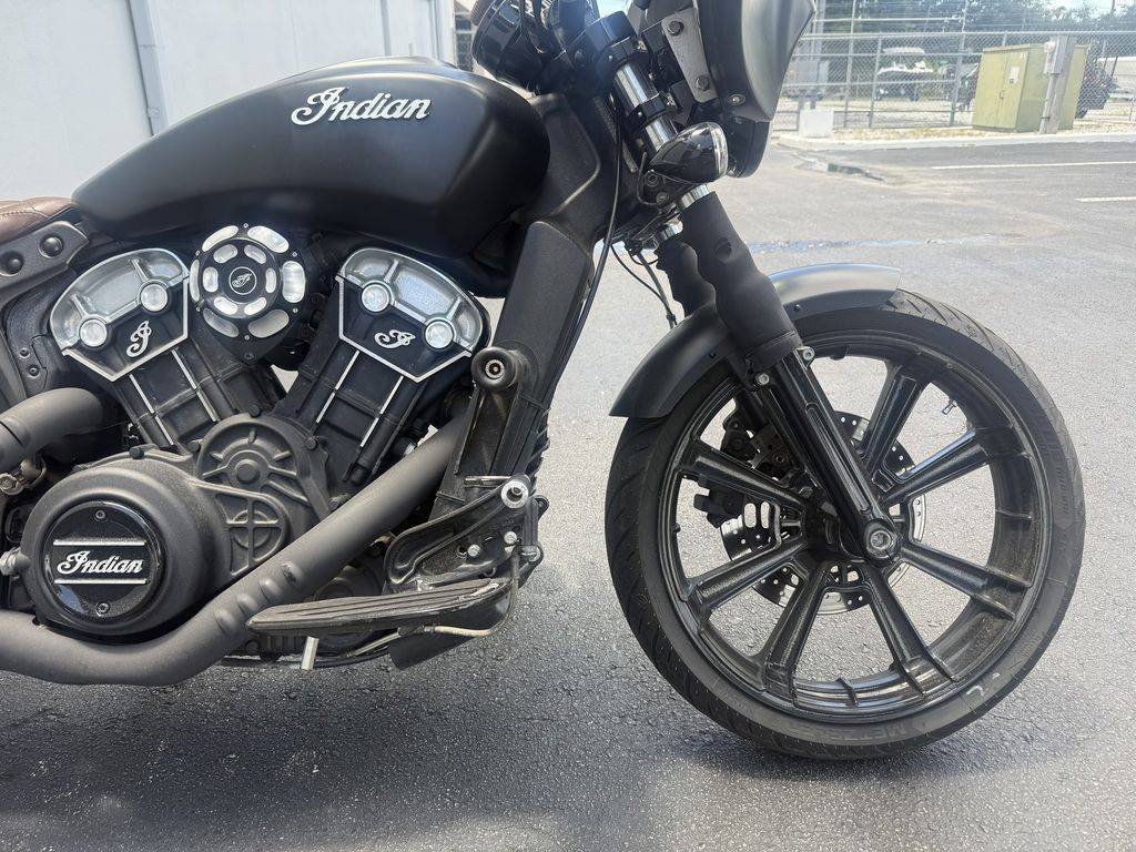 2023 Harley-Davidson, schwarz, Import USA — Foto 6 z 12