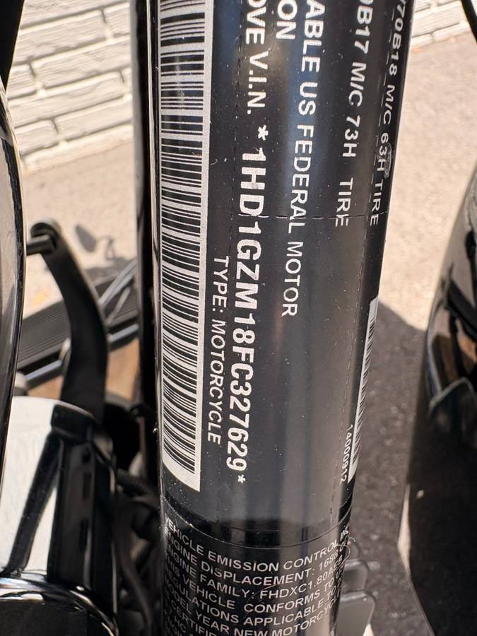 2015 Harley-Davidson, Import USA — Foto 10 z 12
