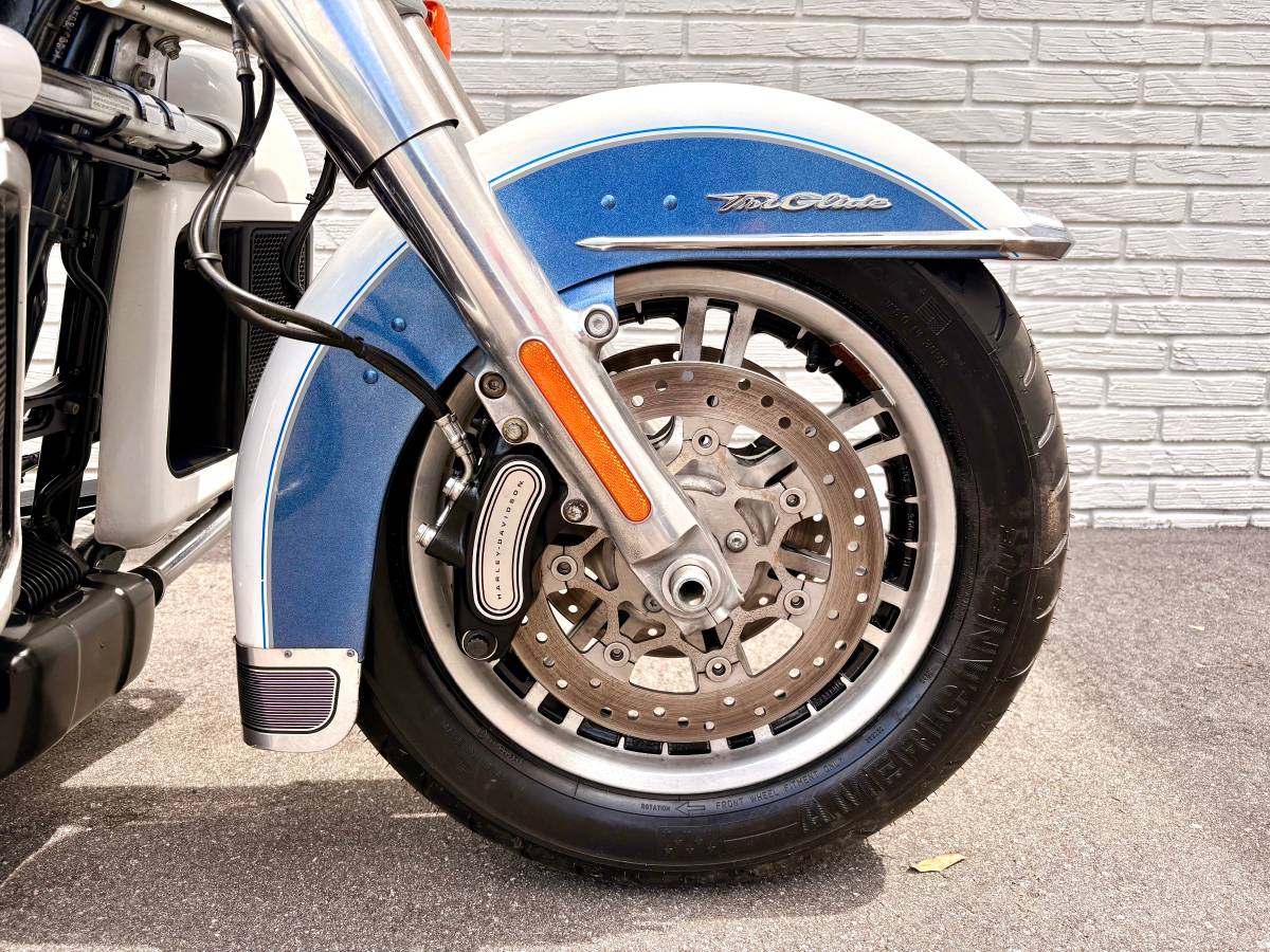 2015 Harley-Davidson, Import USA — Foto 9 z 12