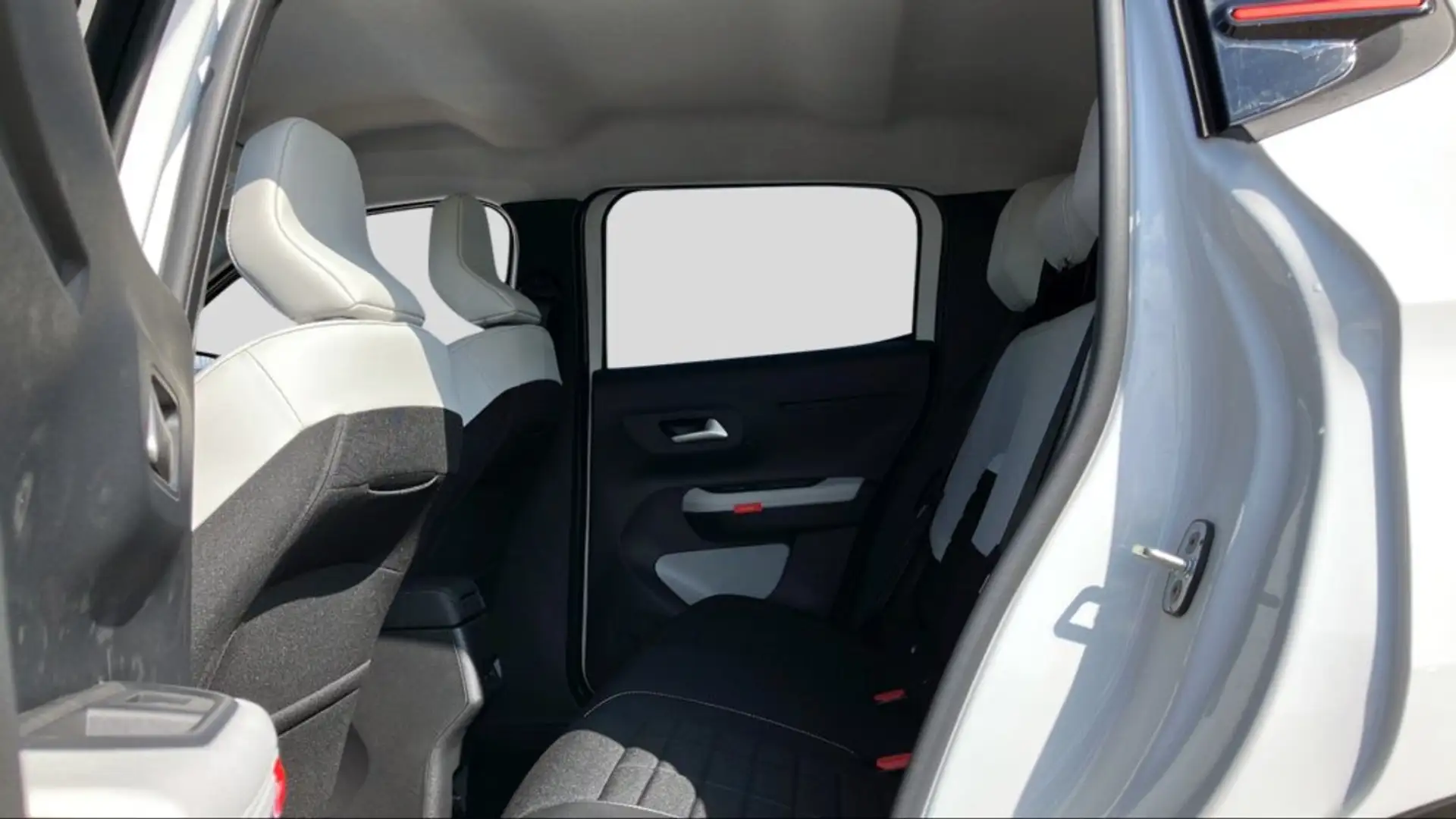 2026 Citroen C3, 10 km, Österreich — Foto 9 z 12