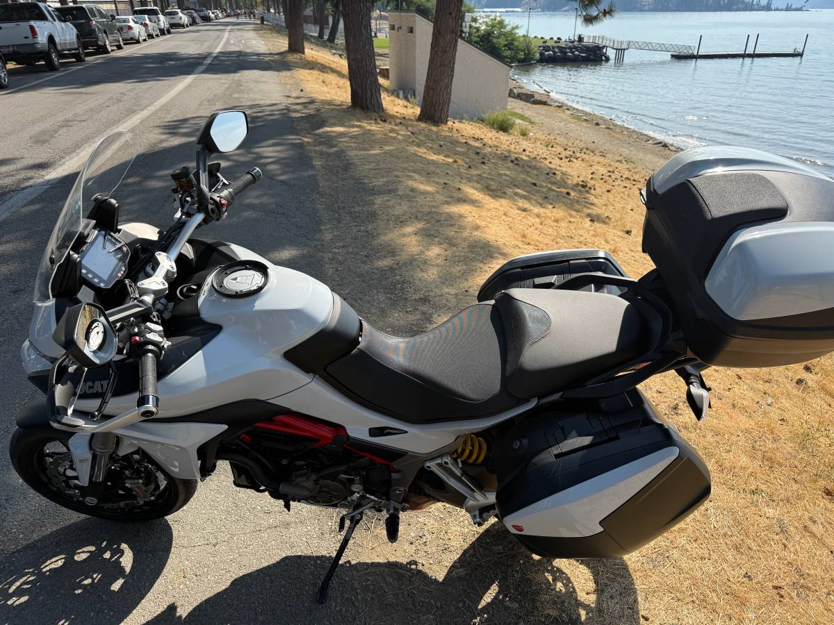 2016 Ducati, Import USA — Foto 3 z 12