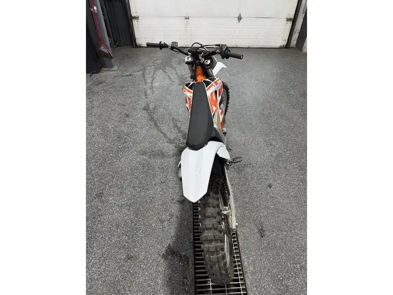 2015 KTM Freeride E, Import Kanada — Foto 10 z 11