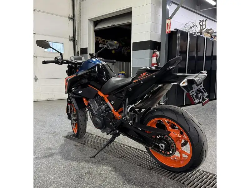 2023 KTM Unspecified, orange, Import Kanada — Foto 4 z 12
