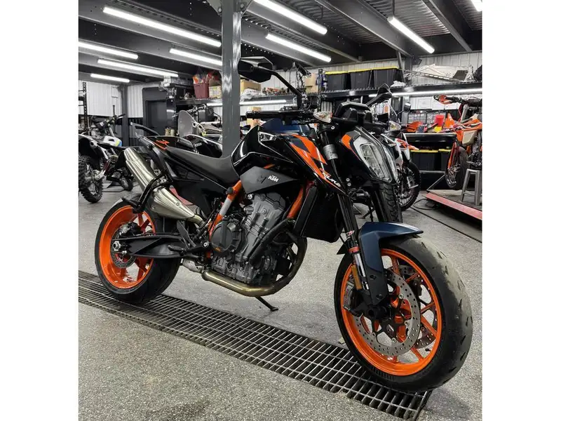 2023 KTM Unspecified, orange, Import Kanada — Foto 8 z 12