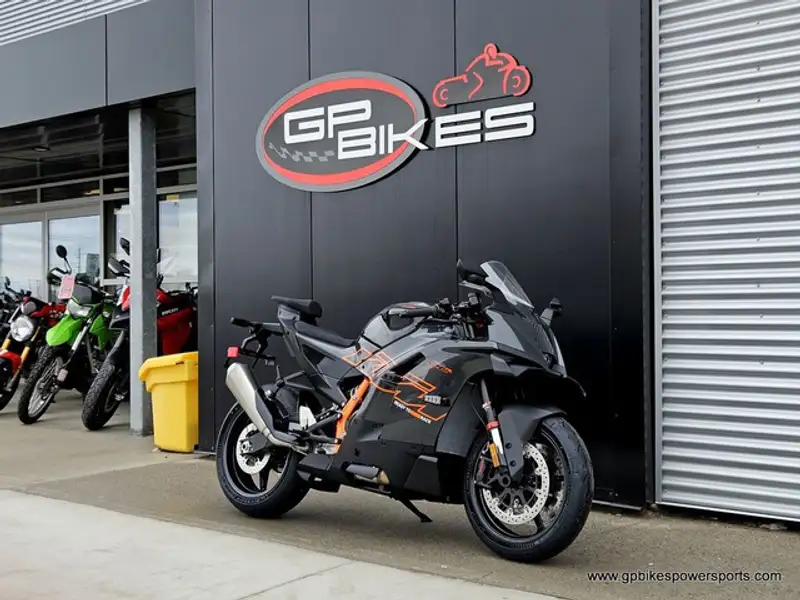 2026 KTM Unspecified, schwarz, 0 km, Import Kanada — Foto 1