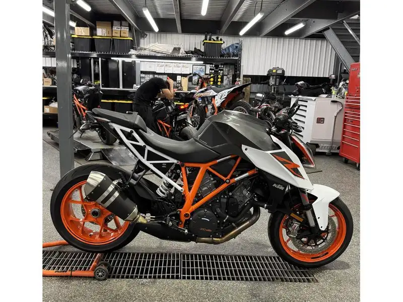 2018 KTM Unspecified, orange, Import Kanada — Foto 1