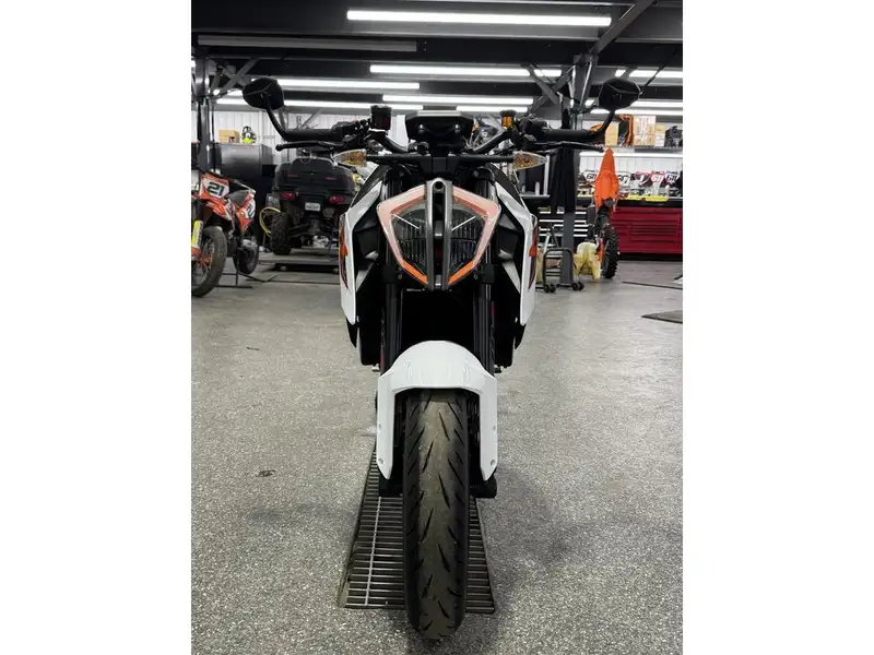 2018 KTM Unspecified, orange, Import Kanada — Foto 7 z 12