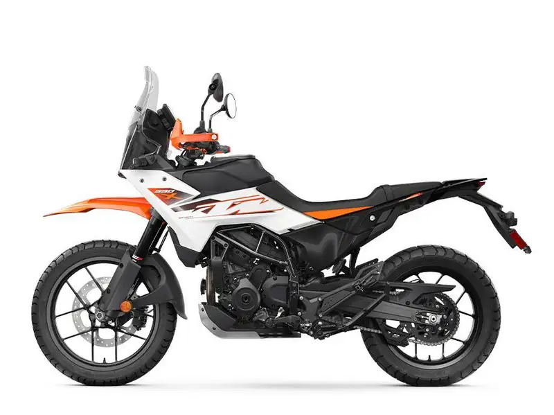 2026 KTM Unspecified, weiß, Import Kanada — Foto 3 z 3