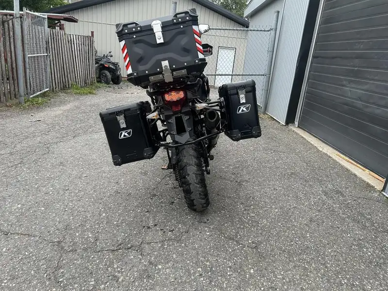 2015 KTM Unspecified, schwarz, Import Kanada — Foto 4 z 11
