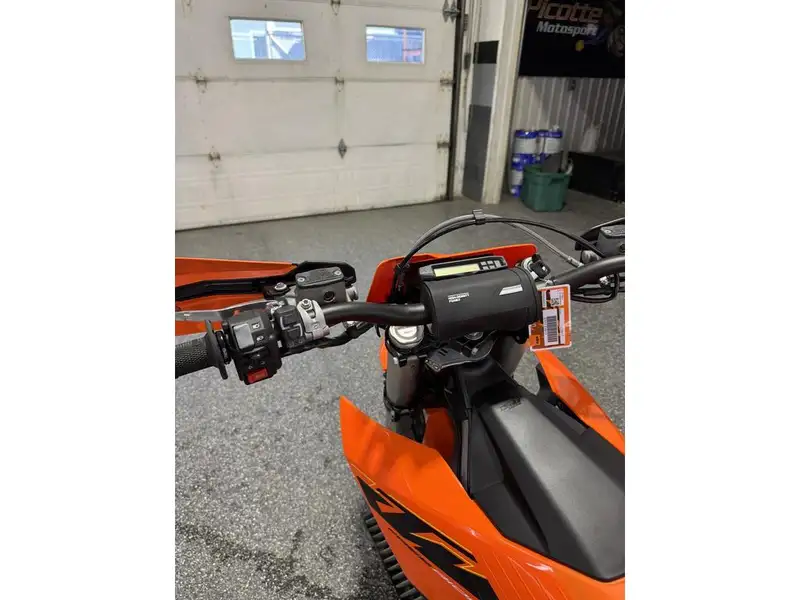 2027 KTM Unspecified, orange, Import Kanada — Foto 11 z 11
