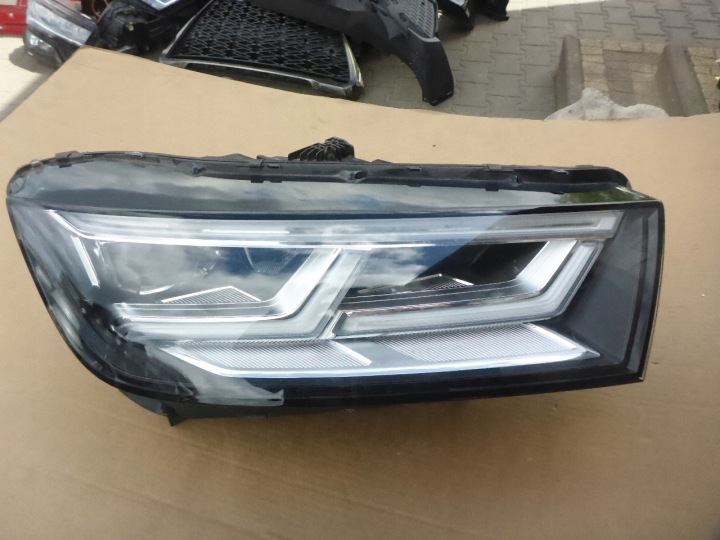 Audi Q5 FULL LED nová originál světlomet 80a941034, Auf Lager in der EU — Foto 1