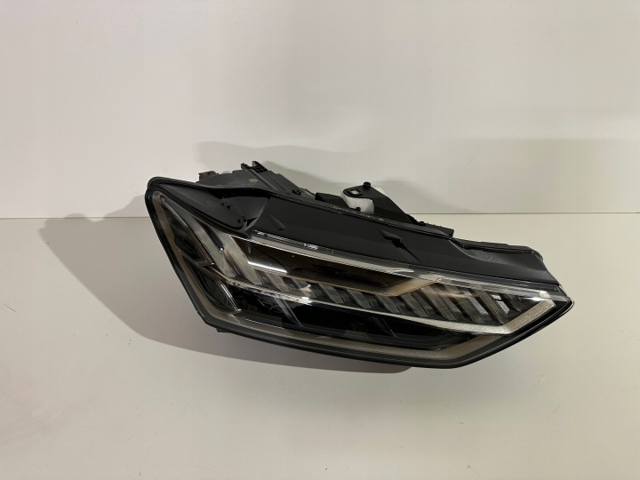 Audi A7 4k8 FULL LED Matrix 4k8941036f pravá přední světlomet, Auf Lager in der EU — Foto 1