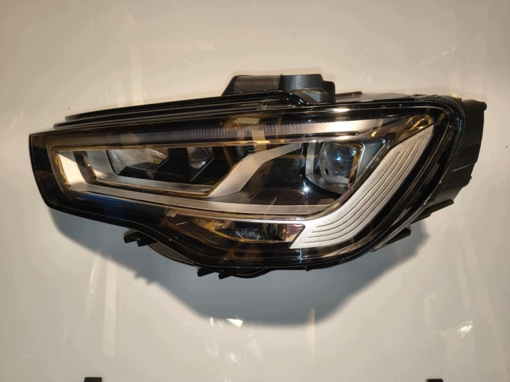 AUDI A6 C8 MATRIX světlomet full led přední levá, Auf Lager in der EU — Foto 1