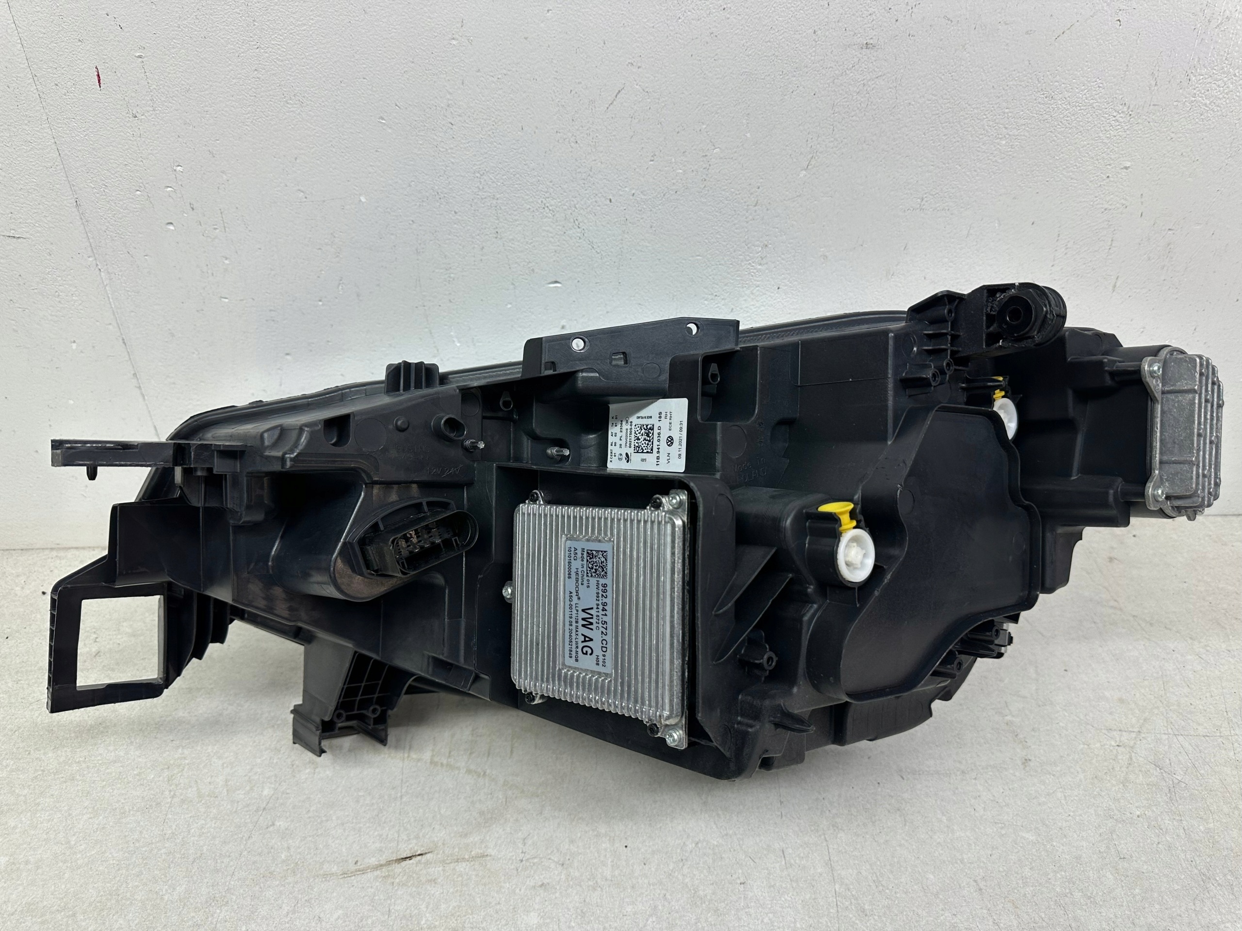 světlomet komplet levý i pravý přední VW Volkswagen Id.4 Id4 FULL LED Matrix Iq Light nové, Auf Lager in der EU — Foto 5 z 15