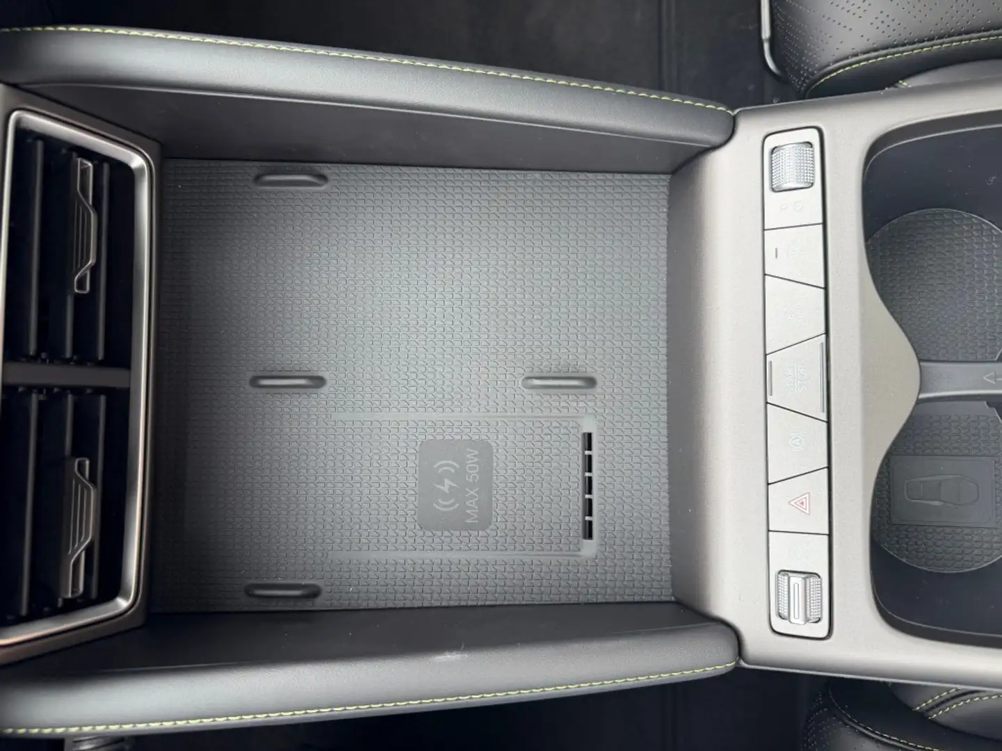 2026 BYD Atto 2, 1 km, Niederlande — Foto 12 z 12