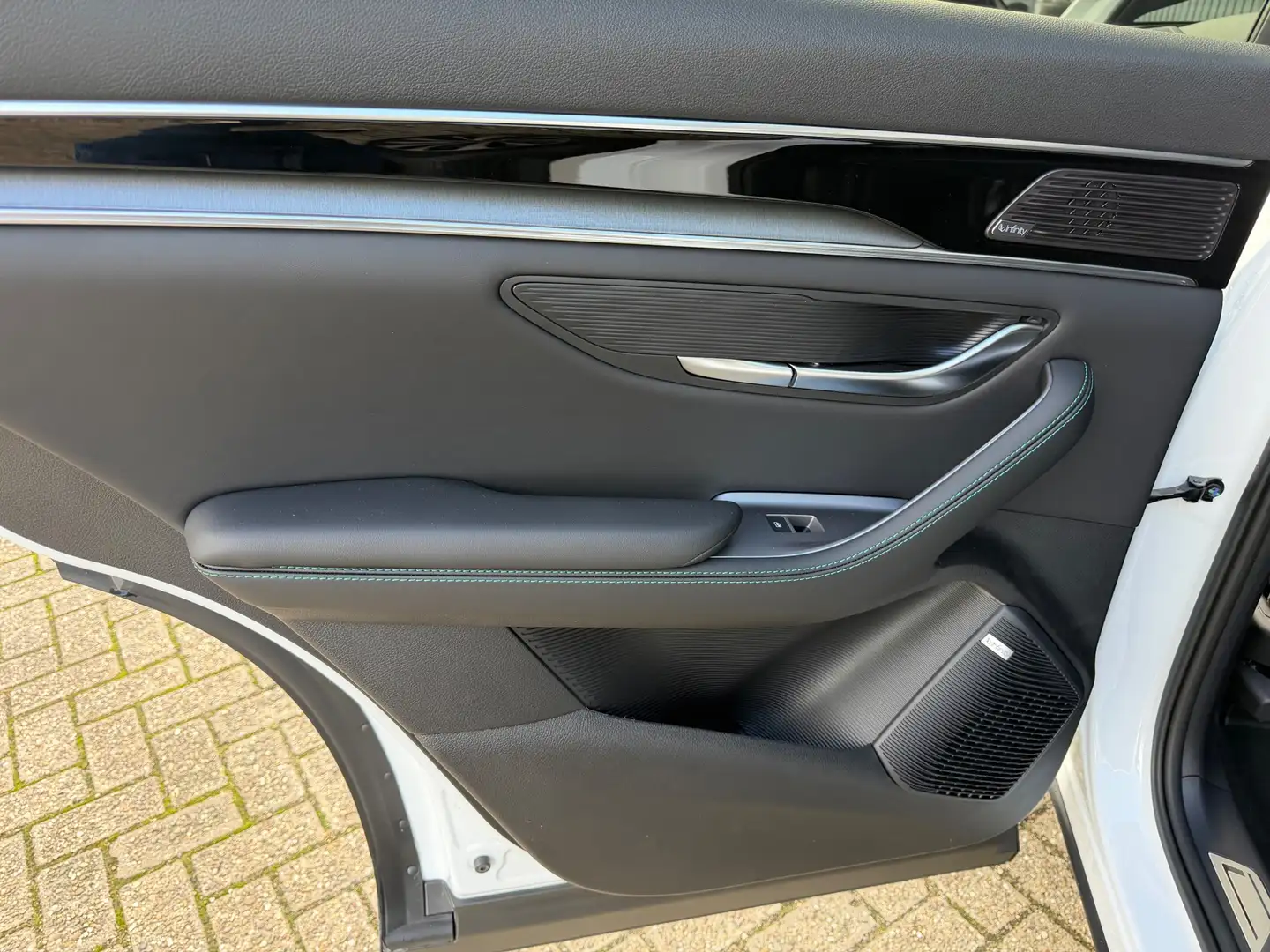 2026 BYD Seal U, 1 km, Niederlande — Foto 11 z 12