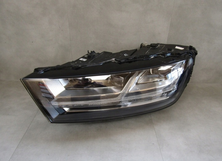 světlomet přední Audi Q7 4m0 FULL LED Matrix 15-19 levá 4m0941035, Auf Lager in der EU — Foto 1