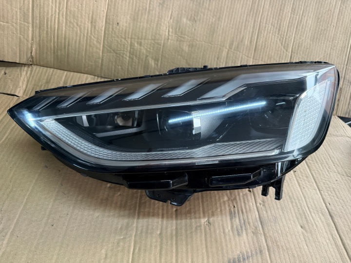 světlomet přední levá AUDI A4 B9 facelift 2019- FULL LED MATRIX 8W0941035E, Auf Lager in der EU — Foto 1