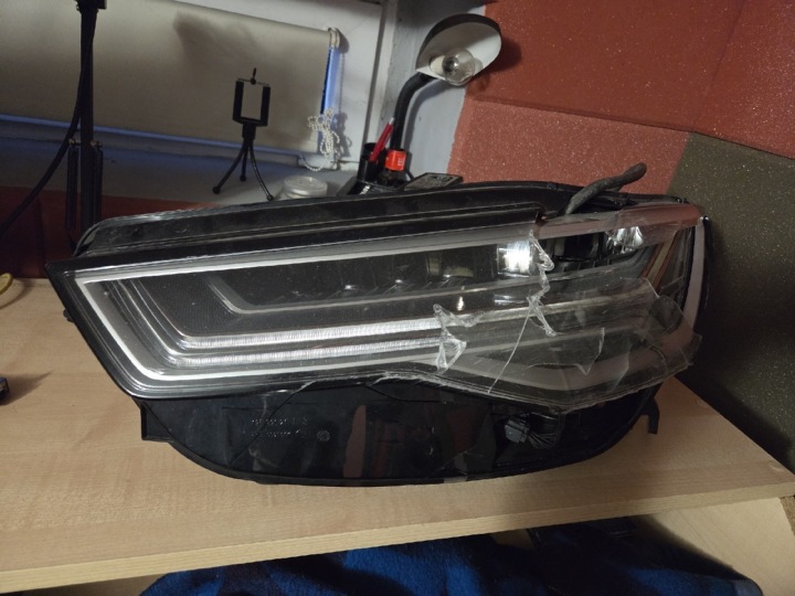 originál světlomet levá Full LED Matrix z Audi A6 C7.5 (polift), Auf Lager in der EU — Foto 1