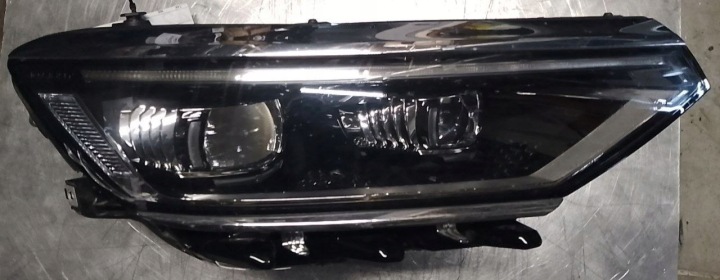 3g1941082t originál světlomet pravý přední LED Matrix VW Passat B8 2015+, Auf Lager in der EU — Foto 1 z 6 3g1941082t originál světlomet pravý přední LED Matrix VW Passat B8 2015+, Auf Lager in der EU — Foto 1 z 6