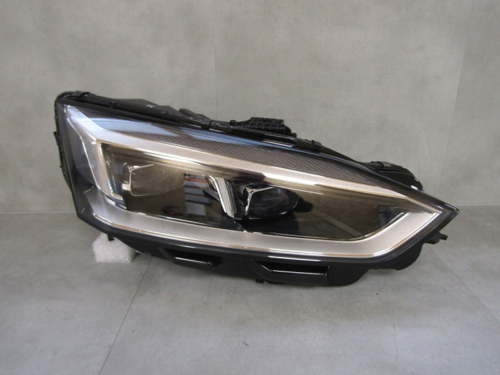 světlomet přední Audi A5 8w6 FULL LED 16-19 pravá 8w6941034, Auf Lager in der EU — Foto 1