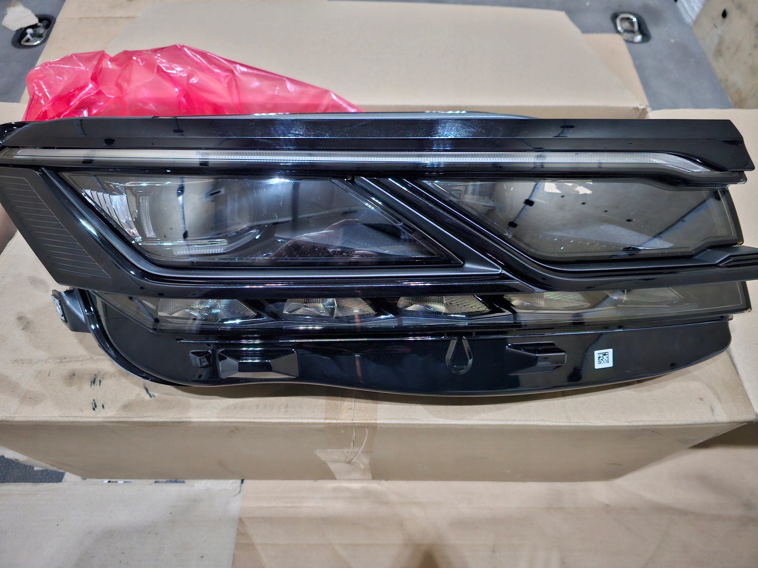 VW Touareg Ii 3 Cr7 světlomet Relektor pravý LED Matrix 1ex013143-20, Auf Lager in der EU — Foto 8 z 10