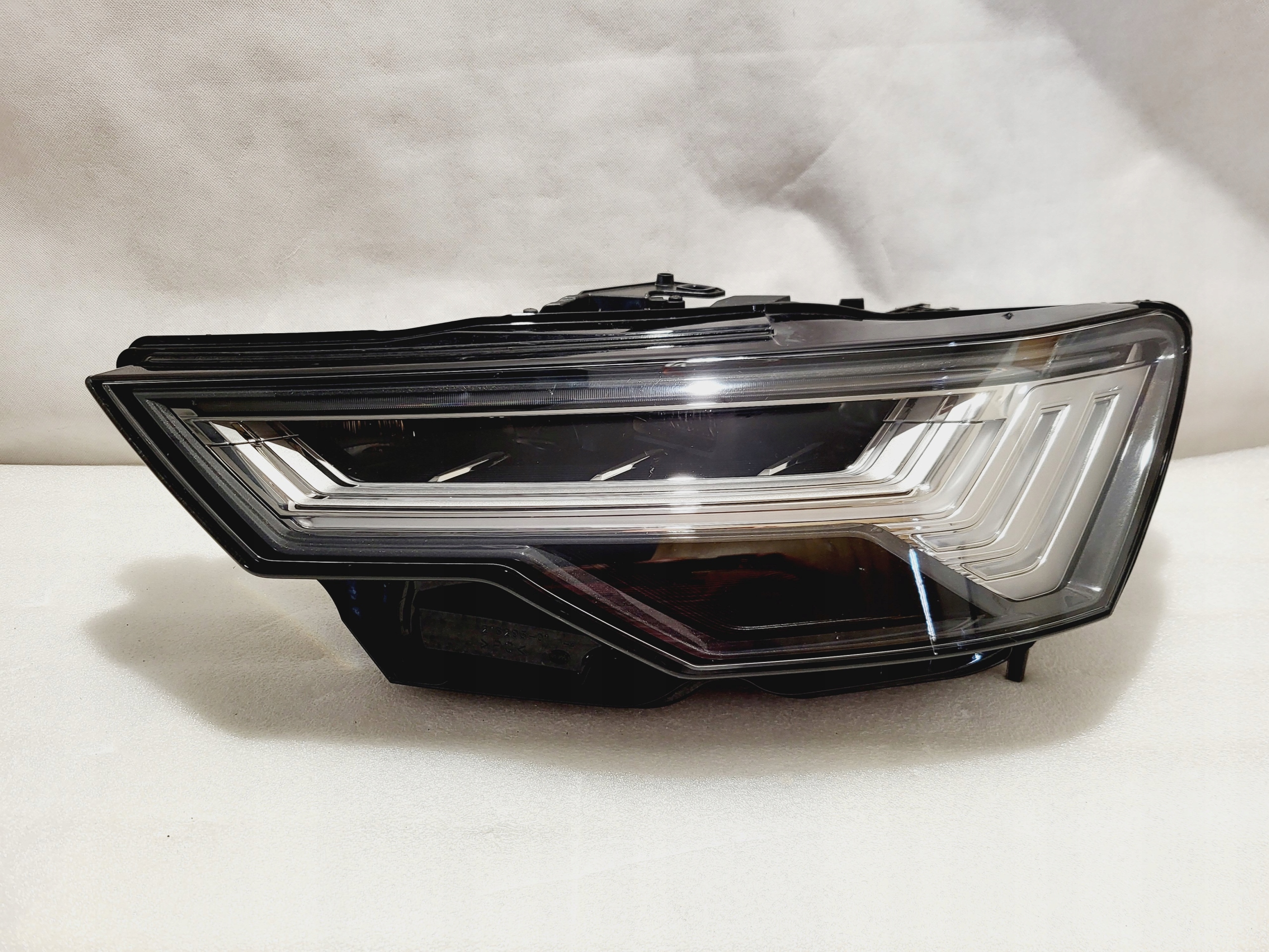 Audi A6 FULL LED Matrix 4k0941035 4k0941036, Auf Lager in der EU — Foto 2 z 16
