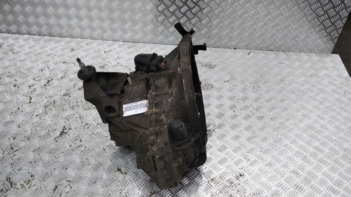 převodovka Manualna Opel Movano A 2.2 Dti Master Ii Pf1aa010, Auf Lager in der EU — Foto 1