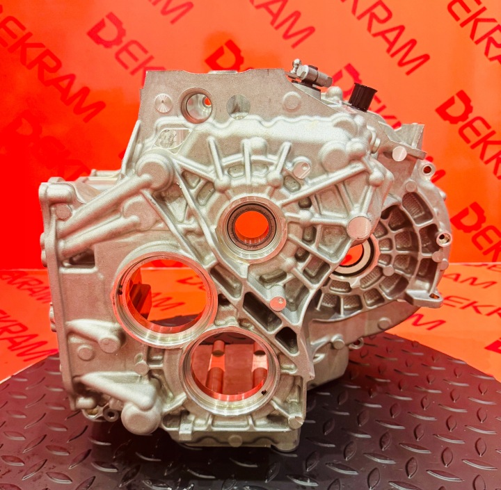 pouzdro převodovka automatická Volkswagen OE DQ381 0GC 301 103 G, Auf Lager in der EU — Foto 1