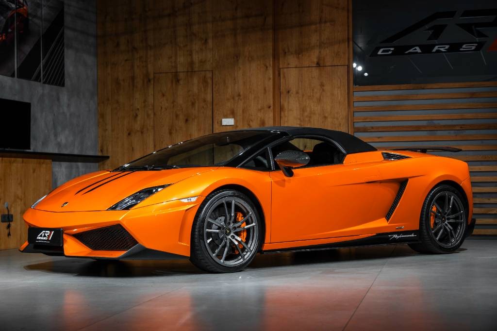 2012 Lamborghini, 16.600 km, Slowakei — Foto 1