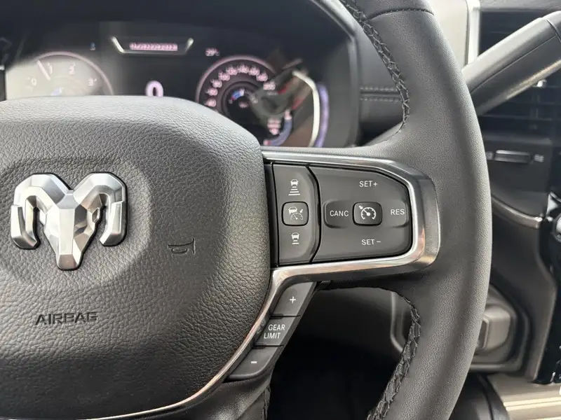 2027 RAM 2500 Big Horn, grau, 0 km, Import Kanada — Foto 10 z 12