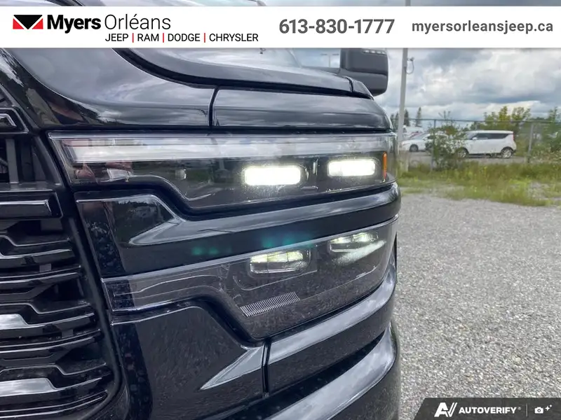 2027 RAM 2500 Limited, schwarz, 0 km, Import Kanada — Foto 9 z 12