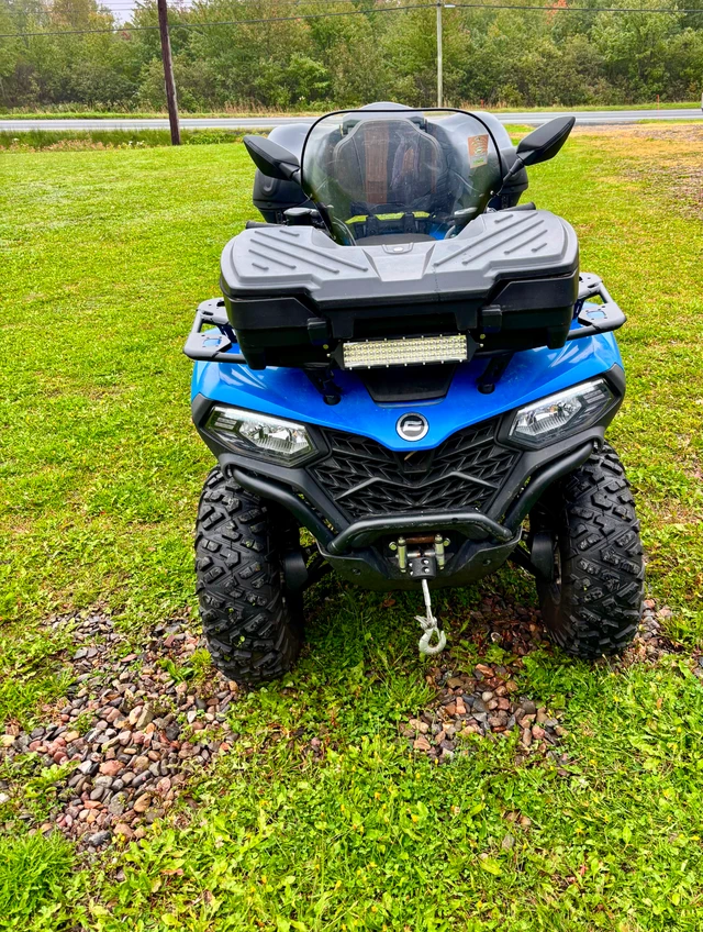 2023 CFMOTO, 1.500 km, Import Kanada — Foto 1