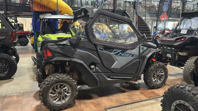 2024 CFMOTO, 589 km, Import Kanada — Foto 3 z 4