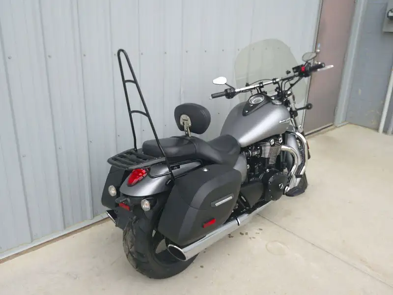 2013 Triumph Thunderbird Storm ABS, grau, 19.956 km, Import Kanada — Foto 3 z 6