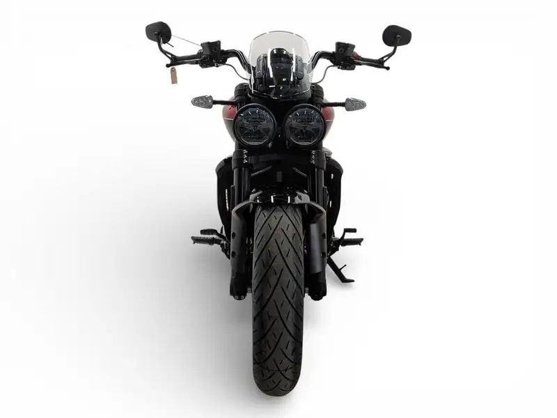 2026 Triumph Rocket 3, 1 km, Import Kanada — Foto 3 z 12