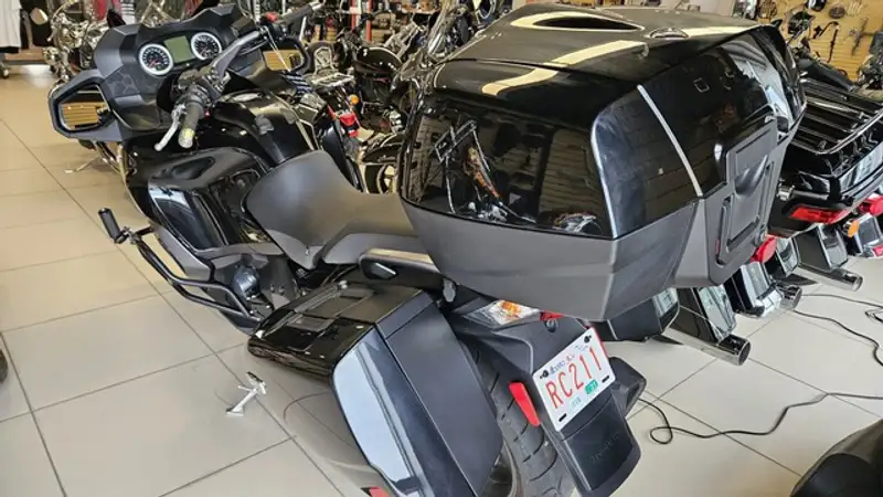 2015 Triumph Trophy, schwarz, 24.357 km, Import Kanada — Foto 3 z 5