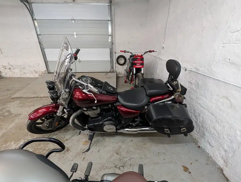 2018 Triumph Thunderbird, rot, 57.850 km, Import Kanada — Foto 3 z 5