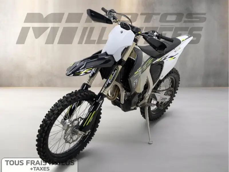 2026 Triumph TF 250-E, 1 km, Import Kanada — Foto 5 z 12