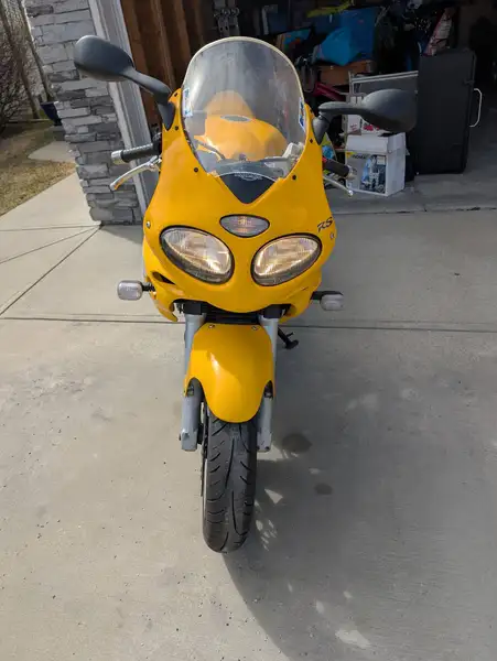 2000 Triumph Sprint RS, gelb, 53.000 km, Import Kanada — Foto 6 z 9
