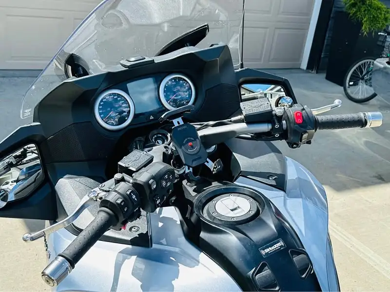 2015 Triumph Trophy, silber, 86.000 km, Import Kanada — Foto 10 z 12