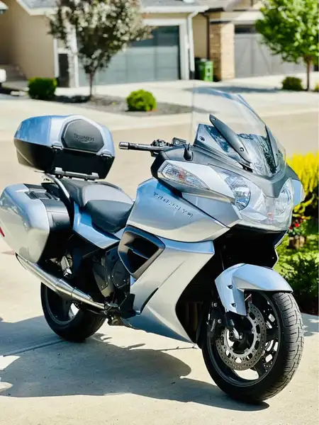 2015 Triumph Trophy, silber, 86.000 km, Import Kanada — Foto 9 z 12