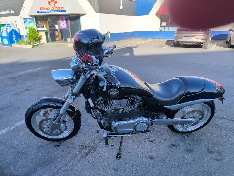 2007 Victory Unspecified Hammer, schwarz, 19.000 km, Import Kanada — Foto 4 z 4