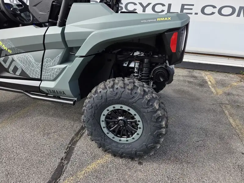 2026 Yamaha Wolverine RMAX2, Import Kanada — Foto 2 z 12