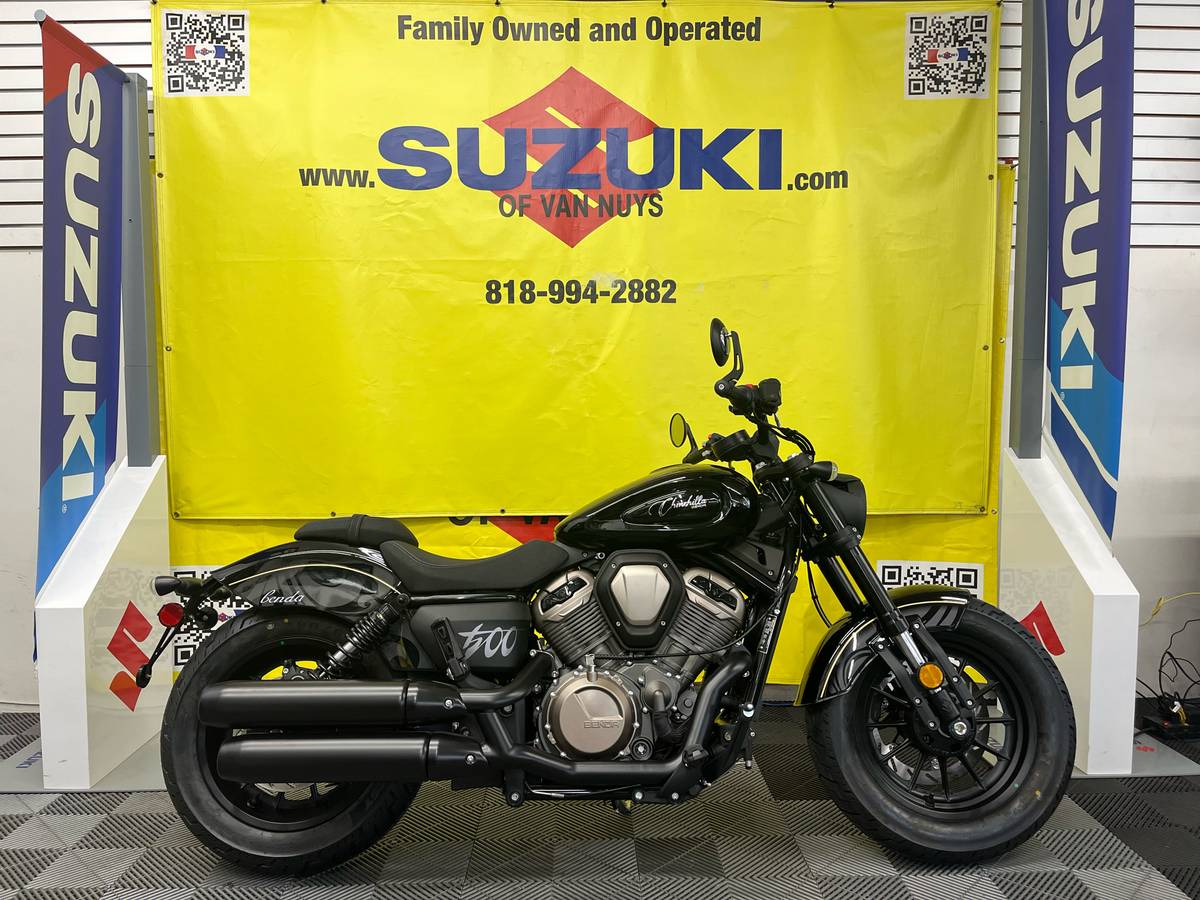 2025 Suzuki, Import USA — Foto 1
