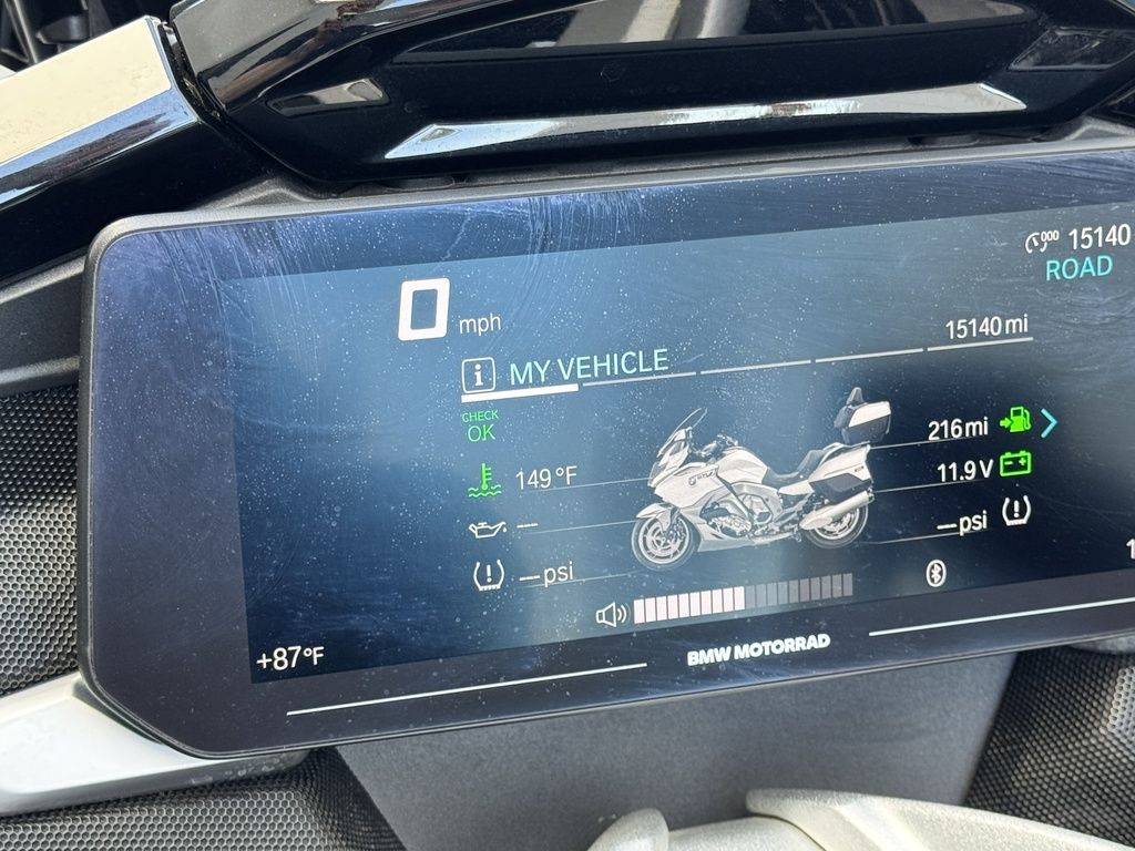 2022 BMW, schwarz, Import USA — Foto 11 z 12