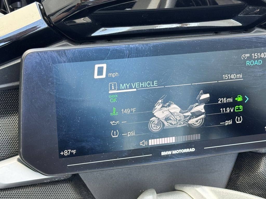 2022 BMW, schwarz, Import USA — Foto 12 z 12